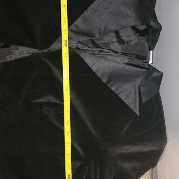 Suzanne Somers Suit - Picture 11 of 11